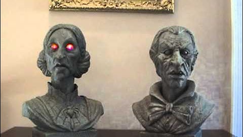 Life size Animated Talking Busts Halloween Prop www.doll-lovers-paradise.com