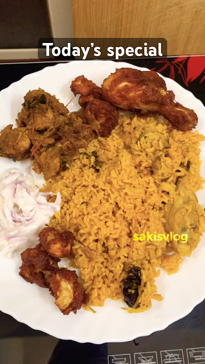 Non veg viruthu kutty-ah Today’s special #cooking #muscat #trendingshorts #biryani #chickensukka