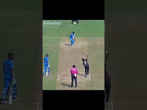 ROHIT SHARMA PLAYING AS A LEFT HAND BATSMAN 😘 #shorts #cricket