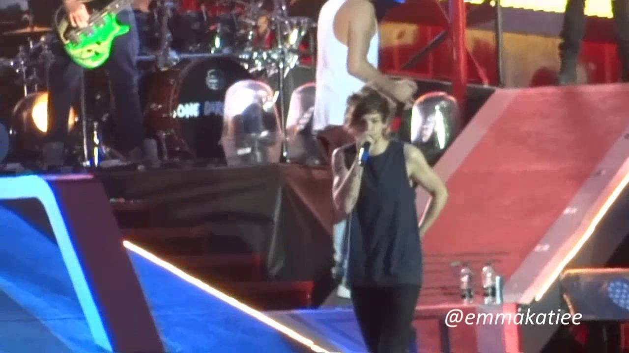 One Direction - Strong | WWA Tour Manchester