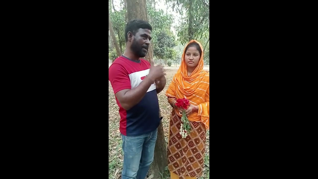 মনিকা স্বামীর কাছে যাওয়ার জন্য গুরছে ইউটিবারদের ধারে ধারে | Monika Shamike khose