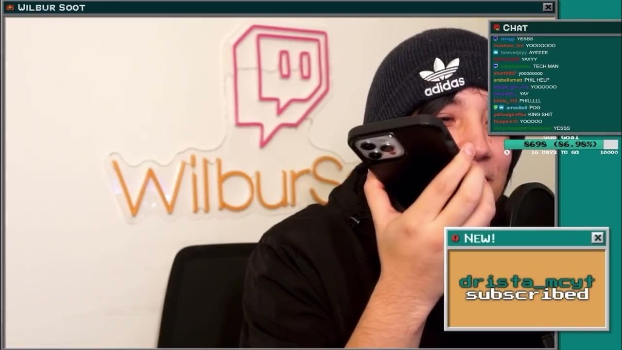 calls Quackity and sounds like Dream! YouTube