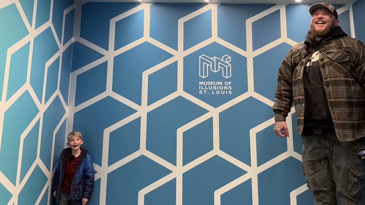 Museum of Illusions- St. Louis, MO