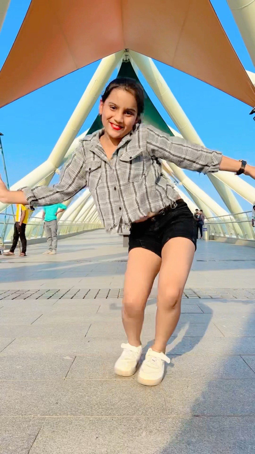 ये कौनसा डांस था?#nandini091013 #dance #shorts #trending #youtubeshorts #viralvideo #reels #video