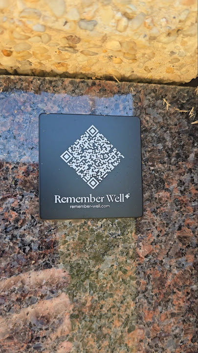 What Happens When You Scan a Grave's QR Code