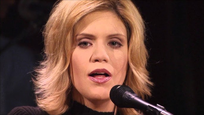 Alison Krauss & Union Station - Broadway - Ghost In This House - YouTube