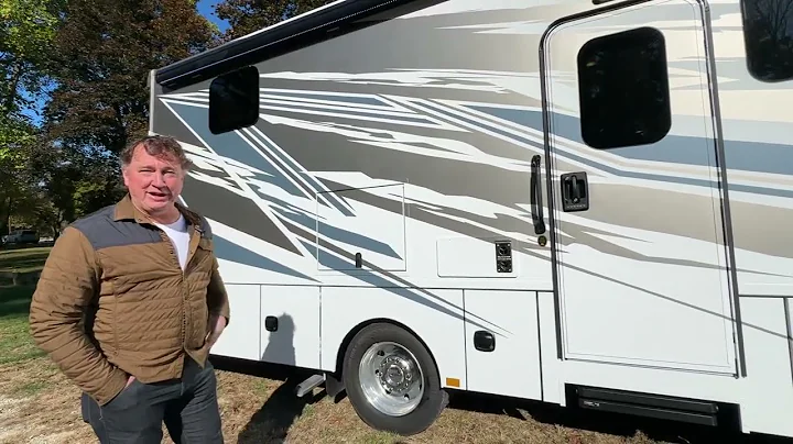 AVAILABLE 2026 @RenegadeRV Veracruz 32VDS