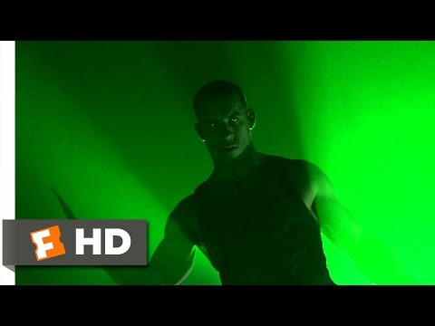 Pitch Black (7/10) Movie CLIP - Murderer vs. Merc (2000) HD