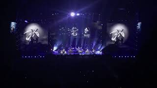 Video thumbnail of "Eagles - "New Kid In Town" - Live @ AT&T Stadium 2018"