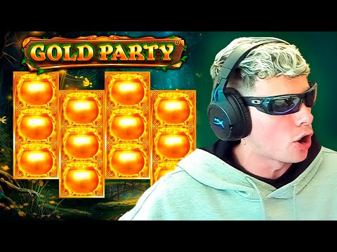 Togi finally lands the plane #roobet #onlinecasino #777 #cardgames #blackjack #gamble #casino
