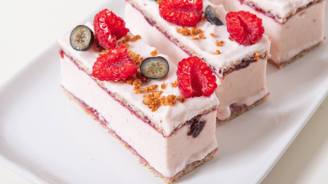 Come realizzare un semifreddo ai frutti di bosco (SUPER FRESCO E GOLOSO)