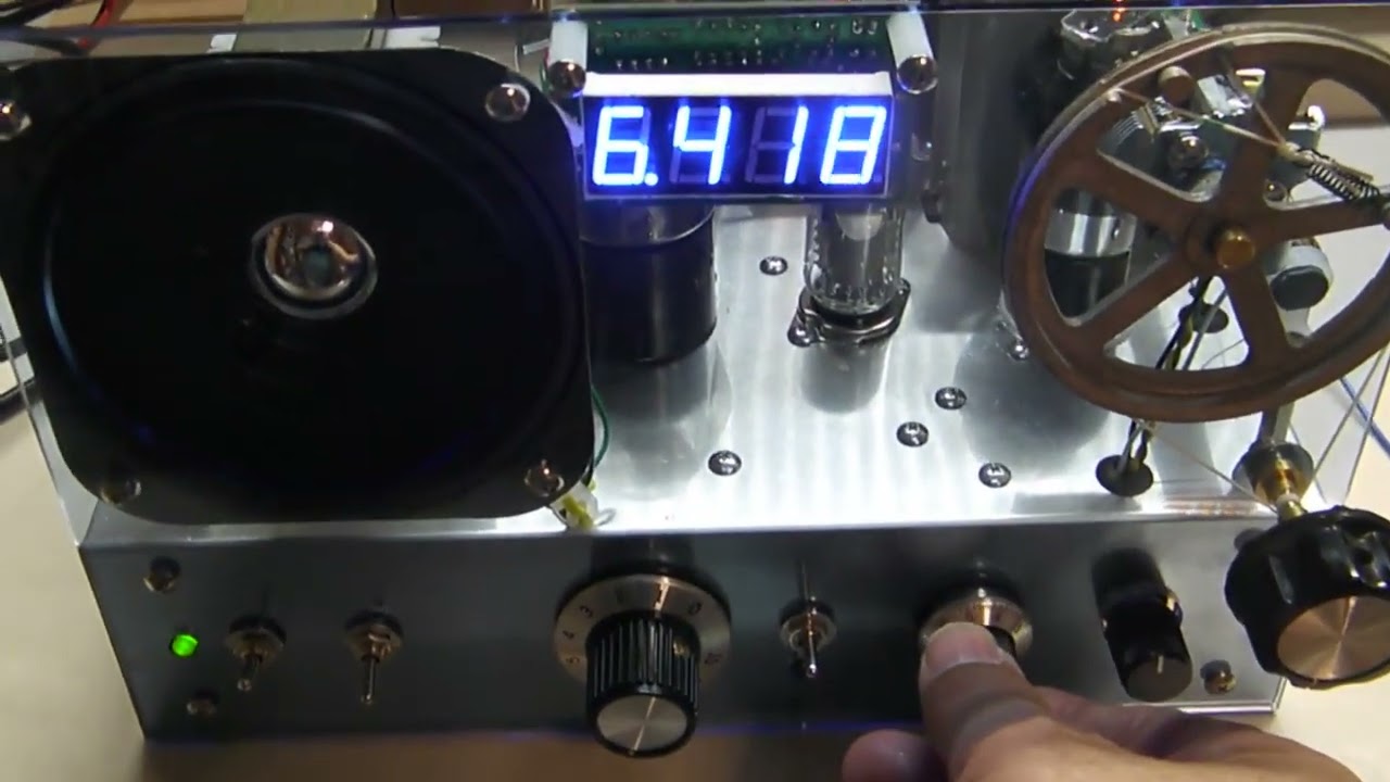 2 band tube radio with radio counter . YouTube