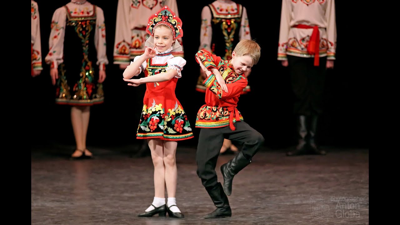 "Калинка", ансамбль "Калинка". "Kalinka", ensemble "Kalinka".