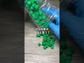 触るとくっつく不思議なキューブでASMR