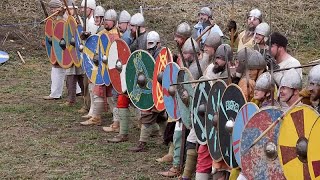 Викинги и англосаксы нашли друг друга на поле боя в Восточной Англии…