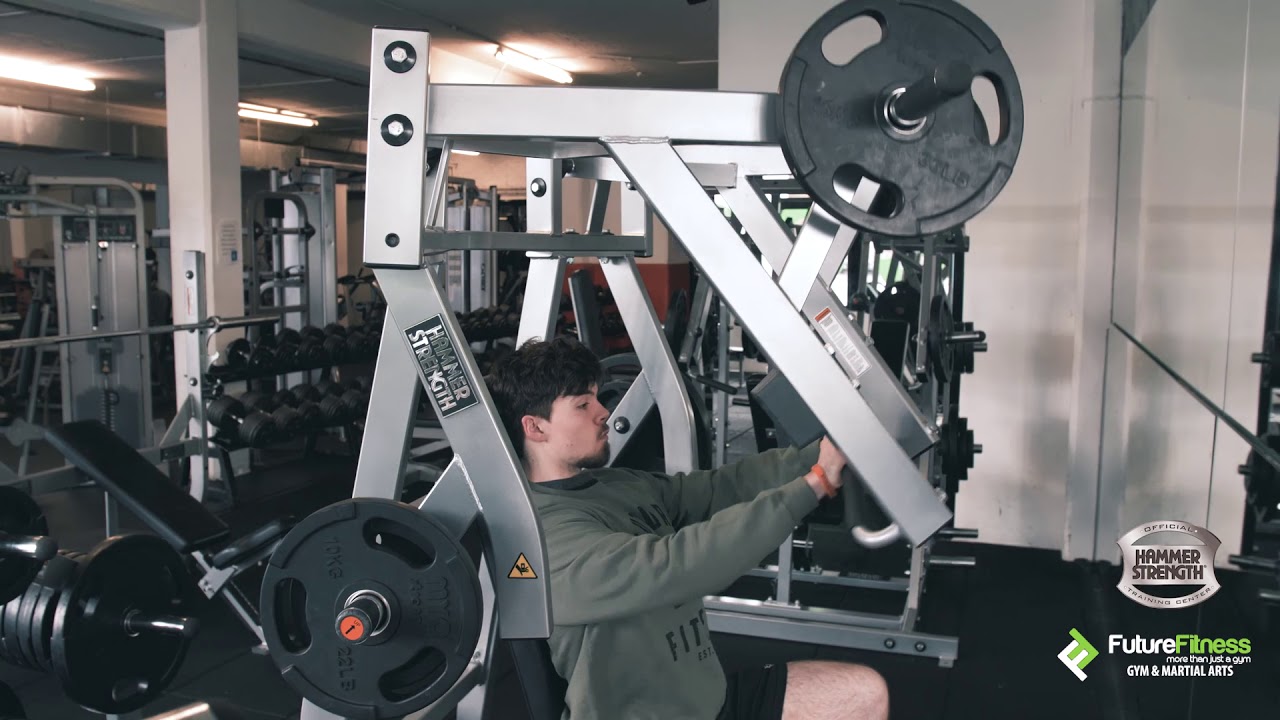 Тренажер Chest Press Hammer