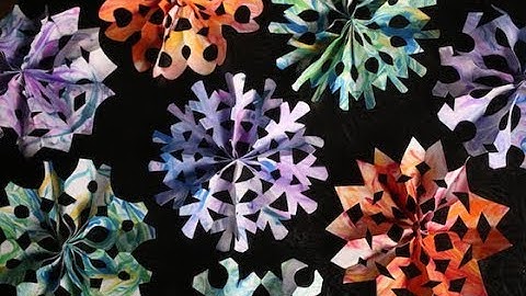 How to Make a 3D Snowflake (EASY Accordion Fold Method)