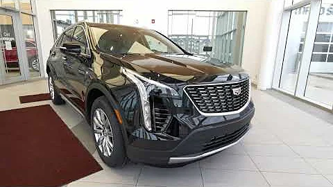 Black 2022 Cadillac XT4 AWD Premium Luxury Review Edmonton AB - Wolfe Cadillac