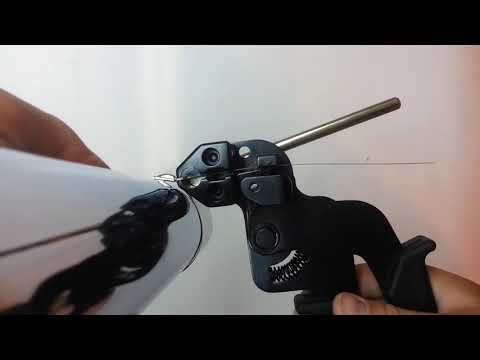 Tool for tightening and trimming steel clamps and ties