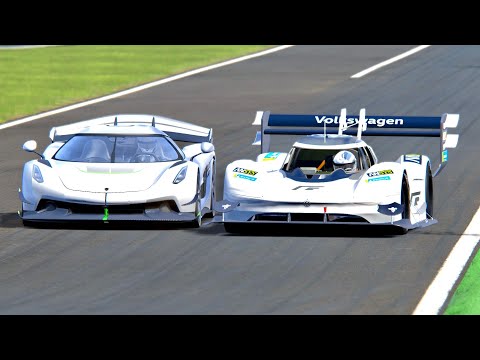 koenigsegg-jesko-vs-volkswagen-i.d.-r-pikes-peak---monza