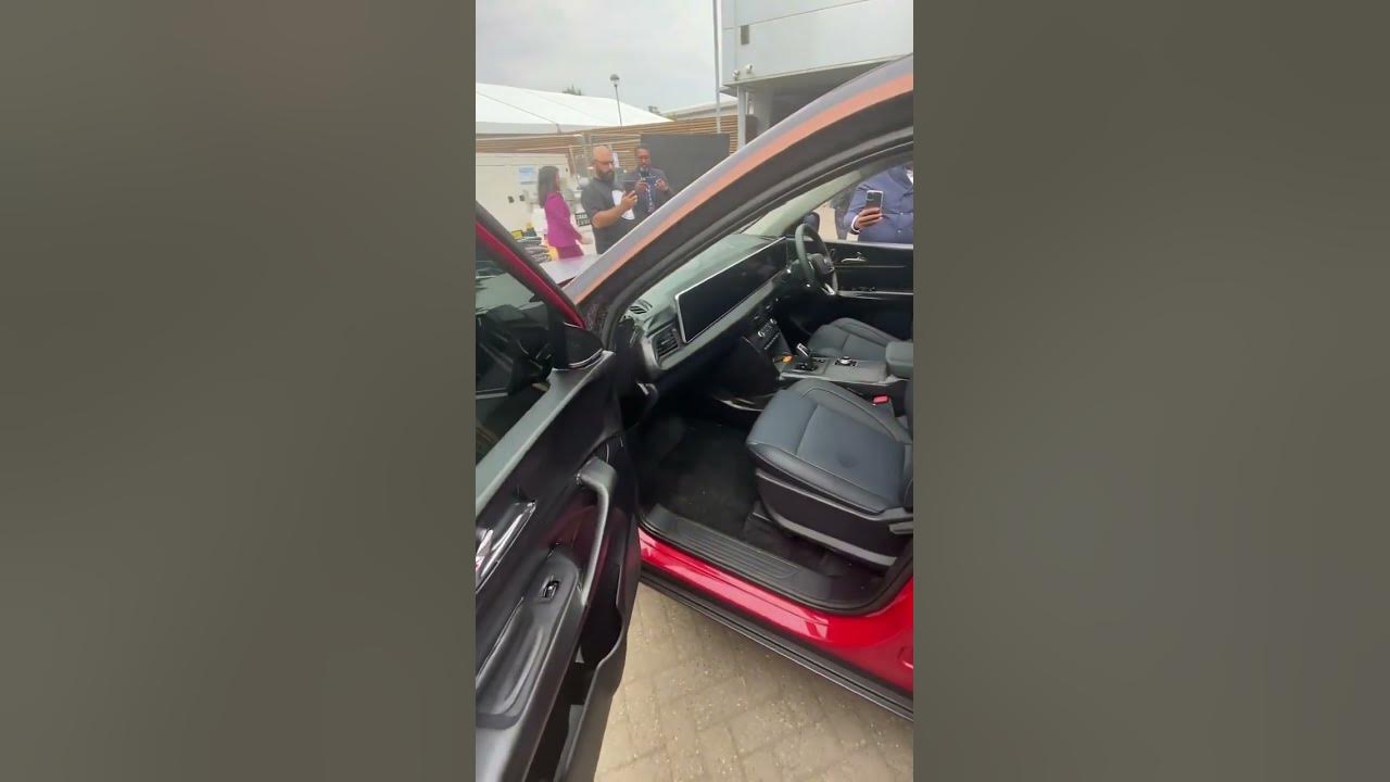 Mahindra XUV.e8's interior - YouTube