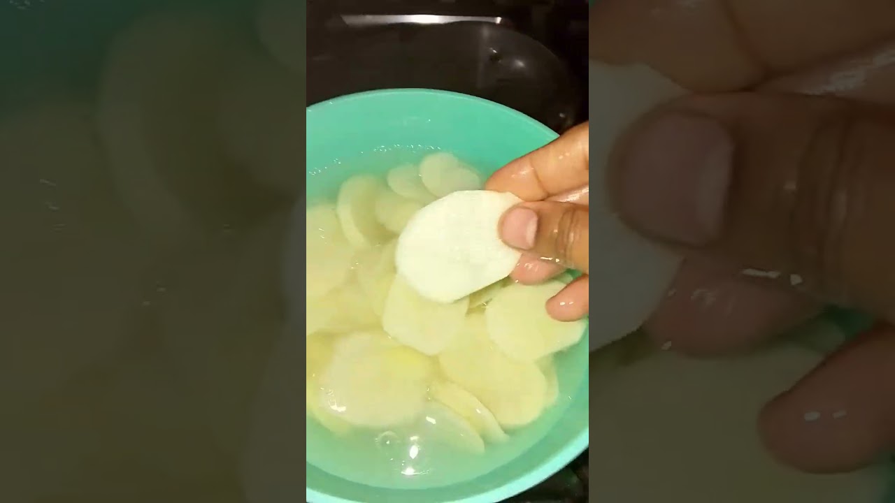 طريقه عمل بطاطس شيبسى جميله وسهله ومقرمشه