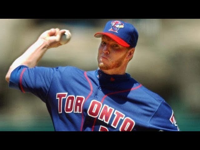 roy halladay pitching