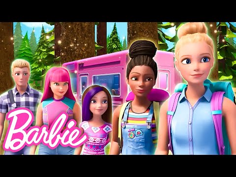 Barbie e suas amigas aproveitam o verão! | Compilação | Barbie Em Português