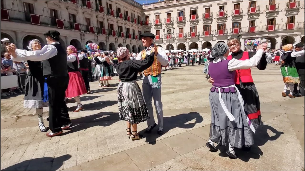 𝓥𝓲𝓽𝓸𝓻𝓲𝓪 𝓖𝓪𝓼𝓽𝓮𝓲𝔃 - 𝓛𝓪 𝓑𝓵𝓪𝓷𝓬𝓪 𝟐𝟎𝟐𝟑 - 𝓖𝓪𝓼𝓽𝓮𝓲𝔃𝓴𝓸 𝓩𝓸𝓻𝓽𝔃𝓲𝓴𝓸𝓪 𝟑