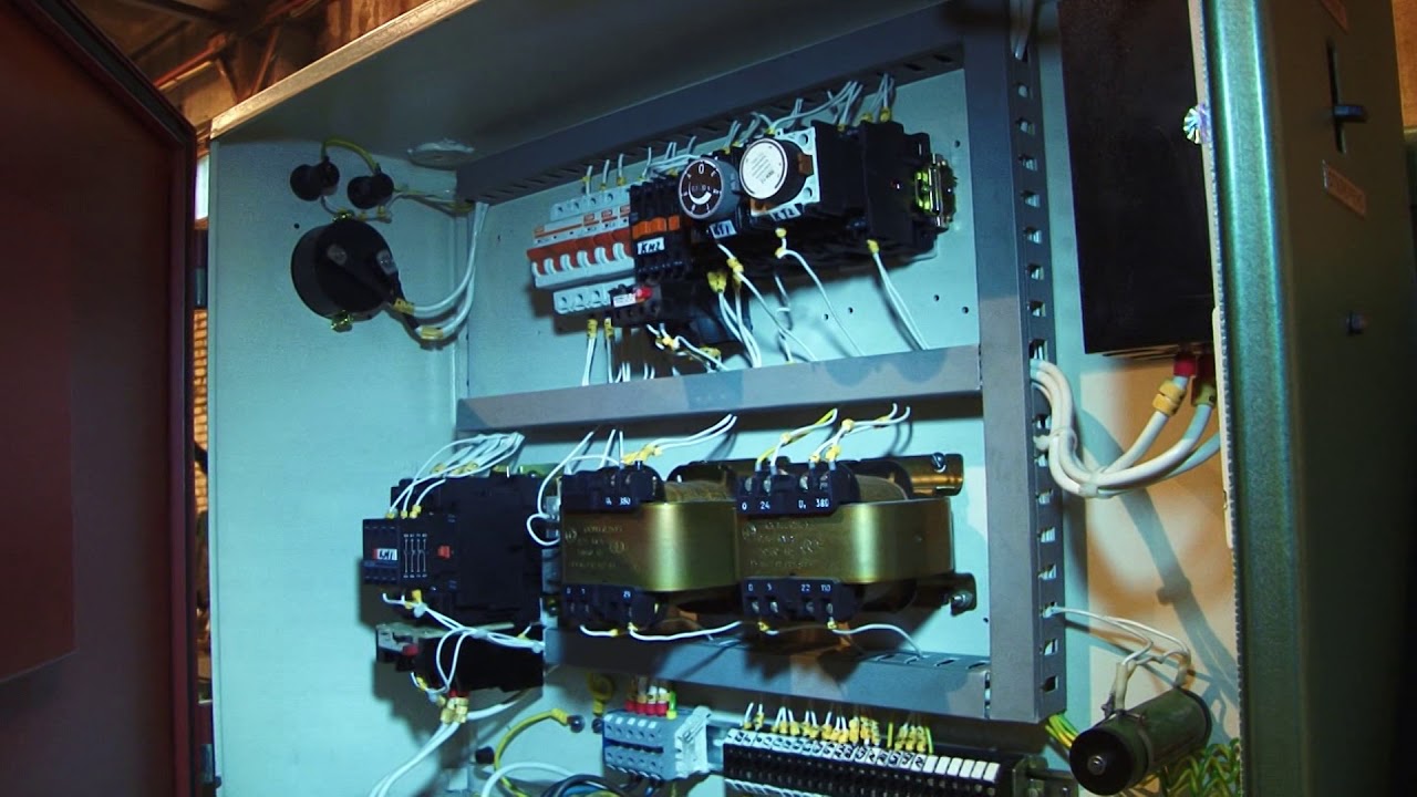 Токарно винторезный станок 16К40