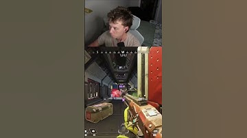 Apex Is STRESSFUL #apex #streamer #gaming #reaction