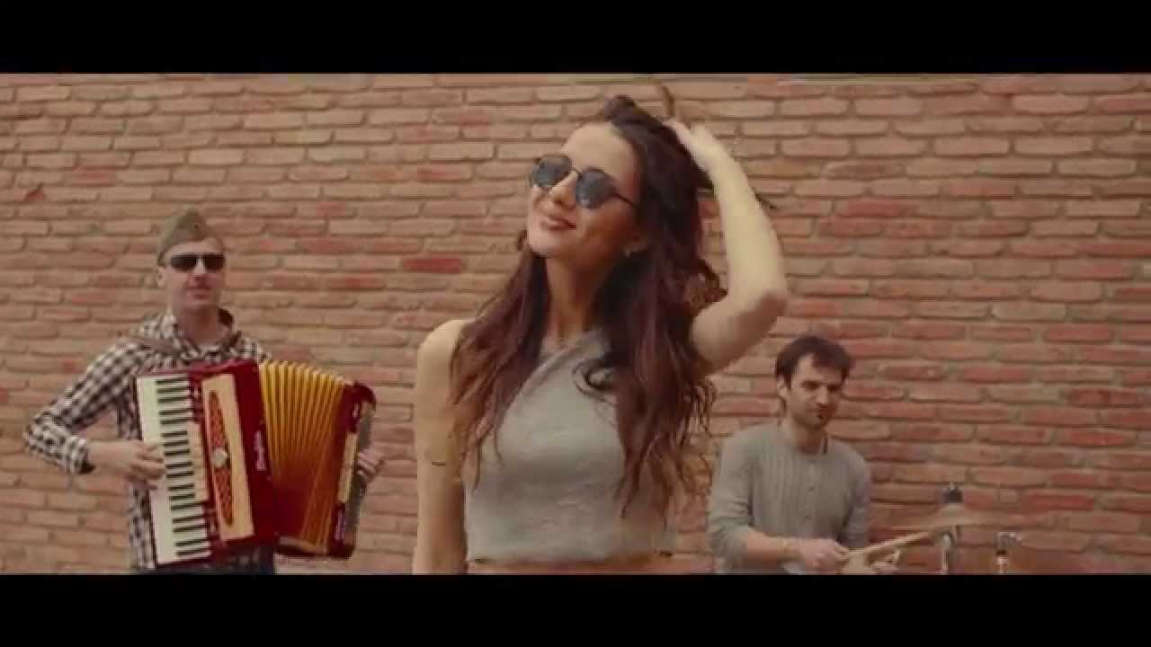 Jazzi хо дуфл. Jazzdauren песни клипы. Jazzdauren песни клипы. Jazzdauren песни клипы. Клип ами нау.