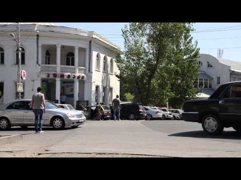 \"ეხლა კი არ უნდა გაიკეთო, აქამდე უნდა გეკეთოი!\"