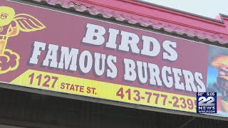 Bird's Famous Burgers in Springfield celebrates pandemic milestone with ribbon cutting