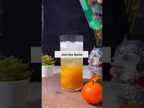 🍧 Cocktail Mixing Techniques 🍨 cocktail with red bull and blue rio and orange...