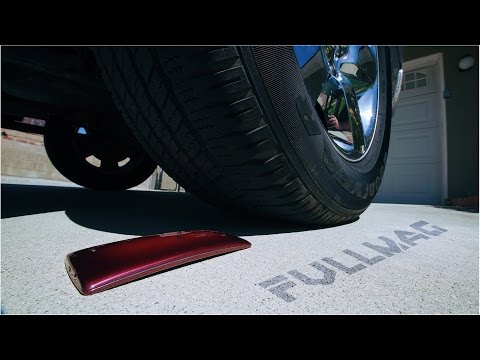 LG G Flex 2 vs Truck Tire