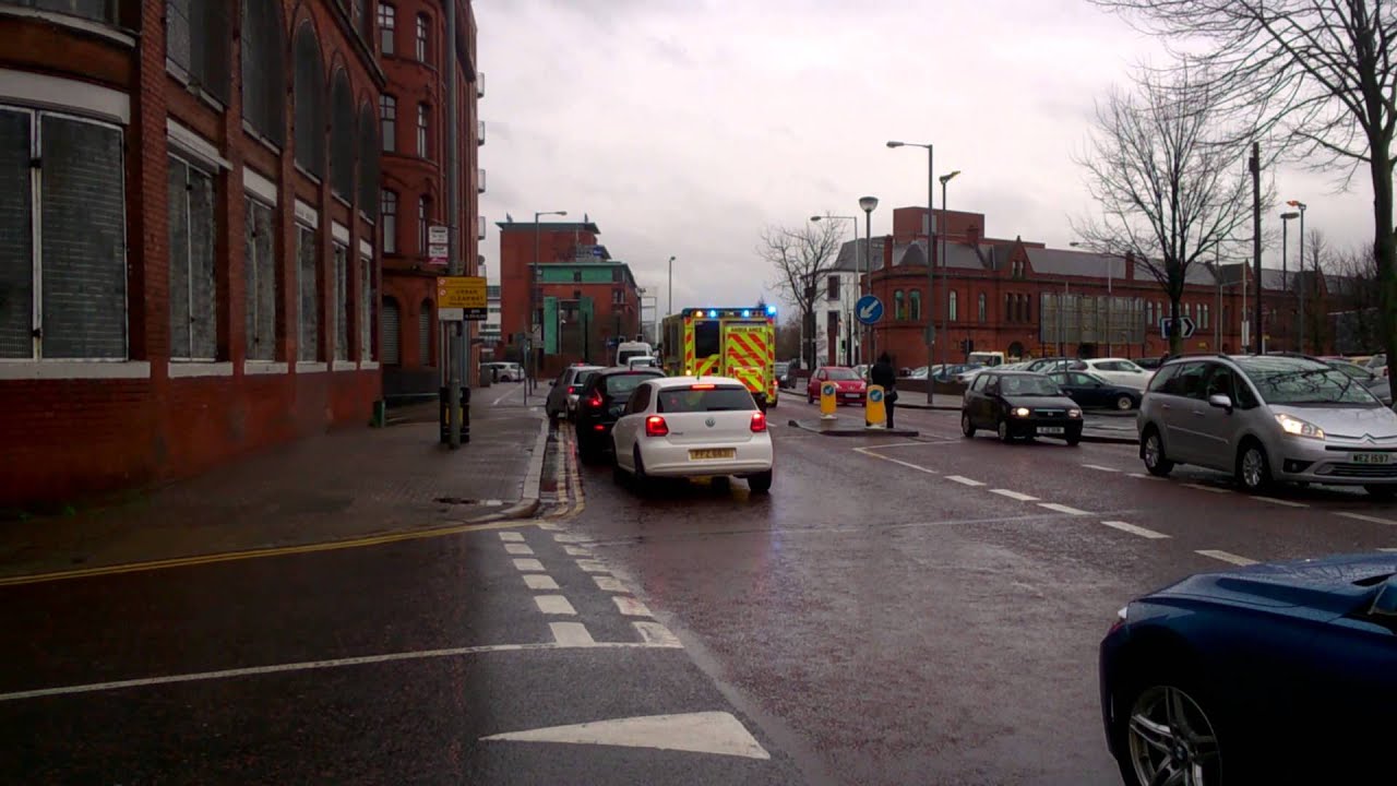 NIAS / E481 / OFZ 4381 / Mercedes Sprinter / Children's Ambulance / Responding NIAS / E481 / OFZ 4381 / Mercedes Sprinter / Children's Ambulance / Responding