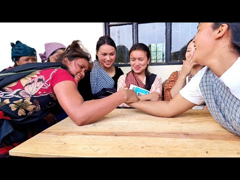 Ia khun ksah para kynthai (Arm Wrestling Girl) Seiñ Raij Laskein