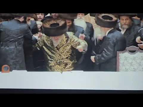 Viznitz Rebbe Dances At Simchas Beis Hashoeiva 5786