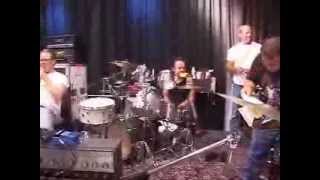 metallica jump in the studio make a wish august 20 2002