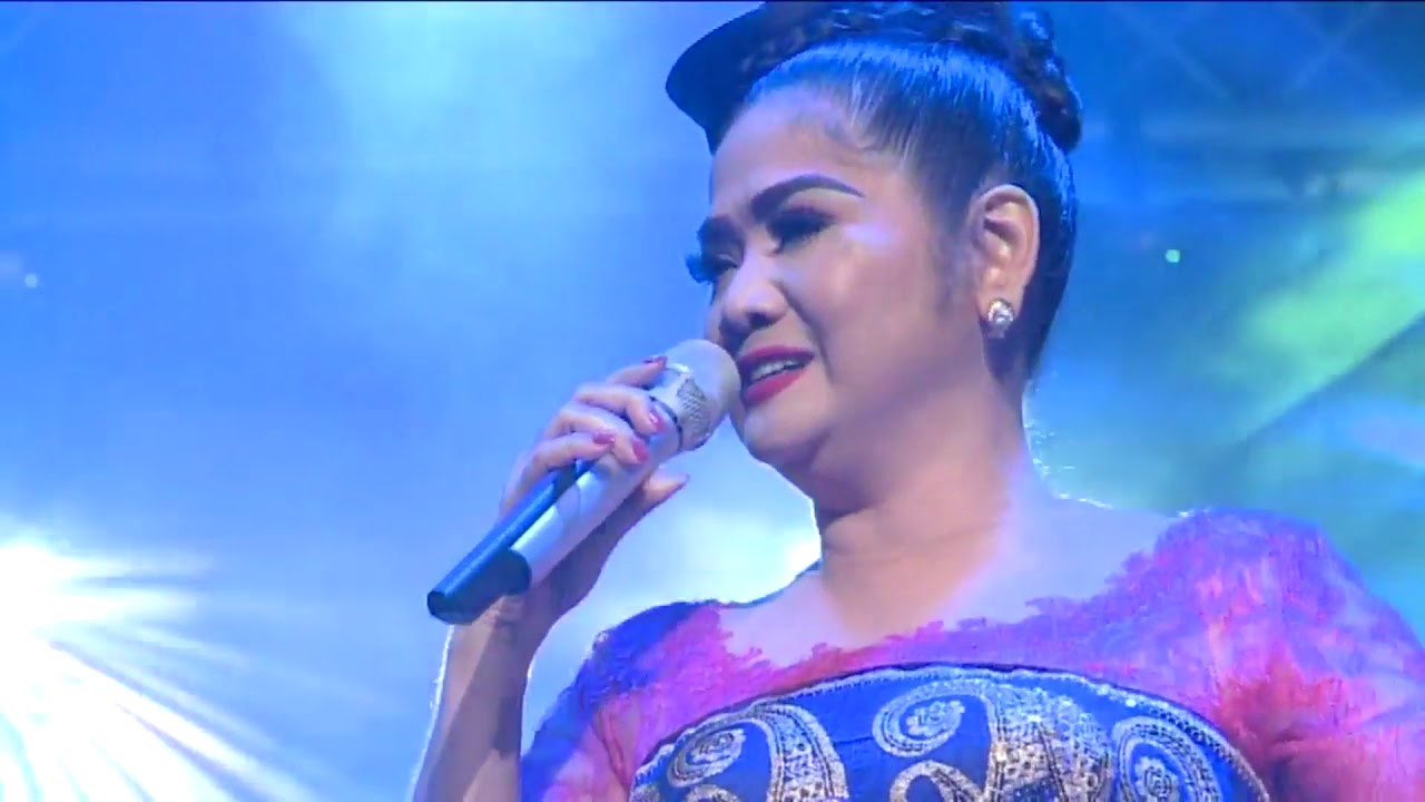 Burung Camar - Vina Panduwinata (Conductor: Mario Asido Sipayung)