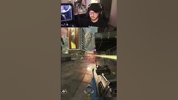 Controller players have AIMBOT #apex #apexlegends #apexshorts