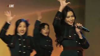 Download Lagu JKT48 - KU TAK PANTAS JADI SEORANG PUJANGGA CINTA (Koi Wo Kataru Shijin Ni Narenakute) | SETLIST SNM MP3