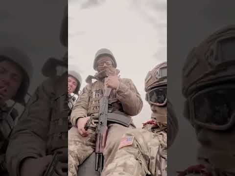      يبدو الجيش الامريكي في مكان ما