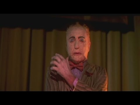 Brandon's Cult Movie Reviews: The Theatre Bizarre