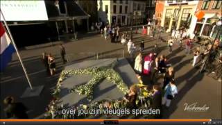 Video voorbeeld van "Ga met God en hij zal met je zijn (MH17 memorial service)"