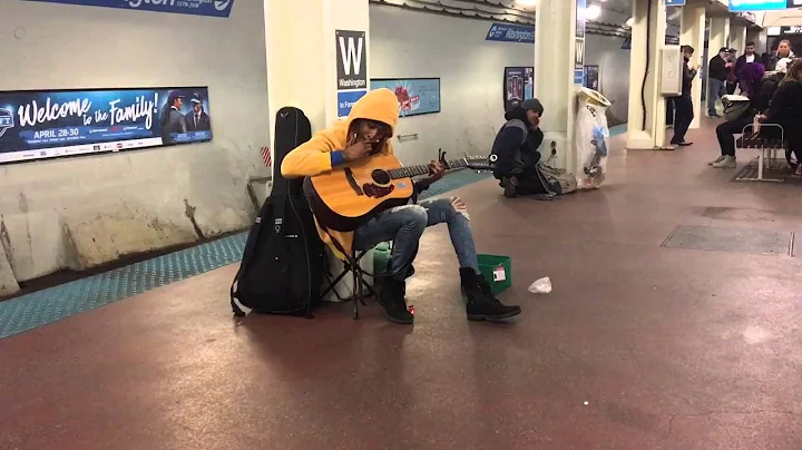 Subway performer stuns crowd with Fleetwood Mac's "Landslide"- Chicago, Il- Blue Line, Washington S