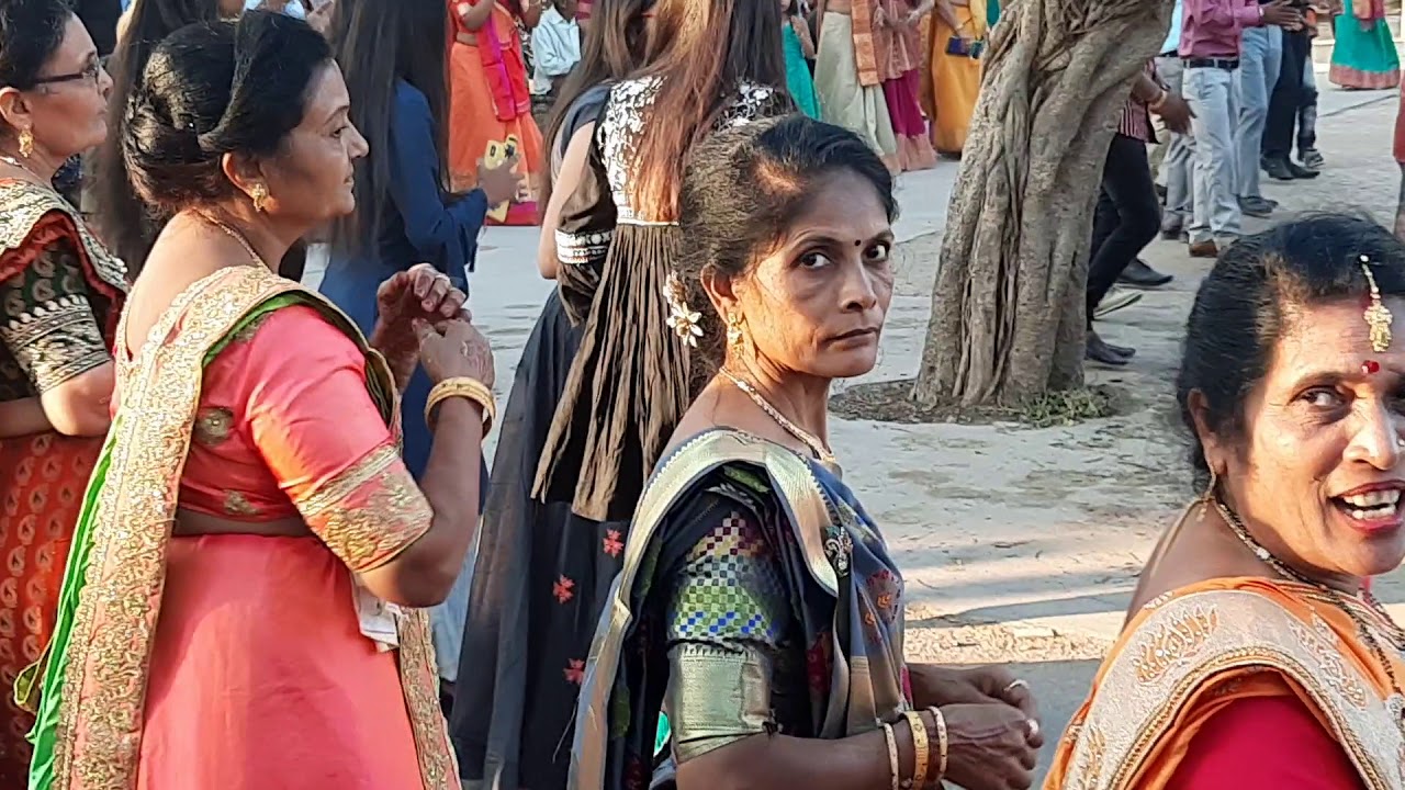 Garba at Juni Jitharadi by Rasik Patel