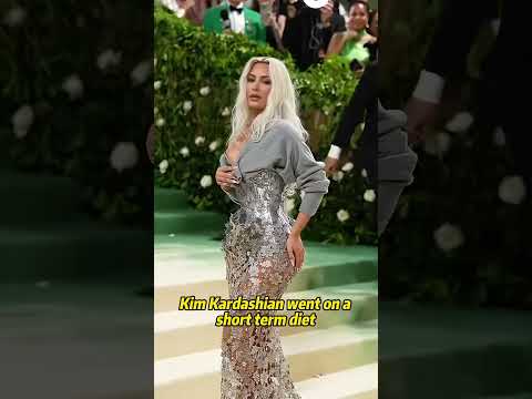 Two Embarrassing Moments Of Kim Kardashian Celebrities Movie Celebrity