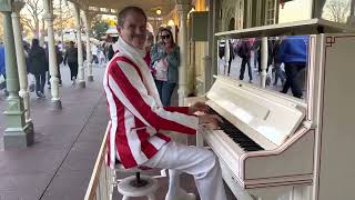 Disneys Pianist Neal at Casey’s Corner in Magic Kingdom 01/16/2023 playing ragtime and Disney favs